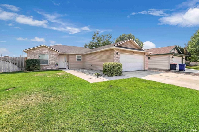 402 Lacasa Loop in Twin Falls, ID - Building Photo - Building Photo
