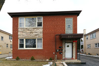 317 S Hale St in Addison, IL - Foto de edificio - Building Photo