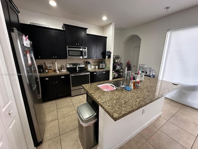 25200 SW 119th Ave in Homestead, FL - Building Photo - Building Photo