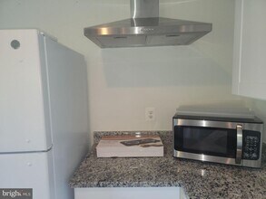 9620 Potters Hill Cir in Lorton, VA - Building Photo - Building Photo