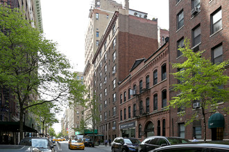 103 E 84th St in New York, NY - Building Photo - Building Photo