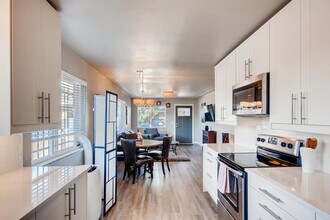 1336 Winona Ct in Denver, CO - Foto de edificio - Building Photo