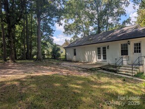 6542 Rosecran Dr in Charlotte, NC - Building Photo - Building Photo