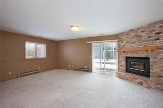 14769 Endicott Way in Apple Valley, MN - Building Photo - Building Photo