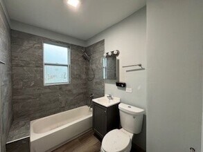 7736 S Champlain Ave in Chicago, IL - Building Photo - Building Photo