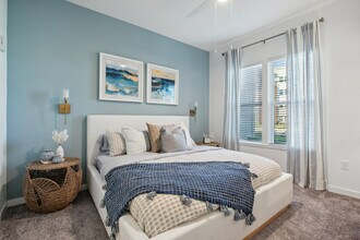 Olea eTown in Jacksonville, FL - Foto de edificio - Building Photo