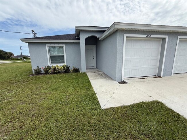 26528 Oran Way in Port Charlotte, FL - Building Photo - Building Photo