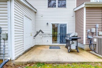 668 Flintlock Ct in Nashville, TN - Building Photo - Building Photo