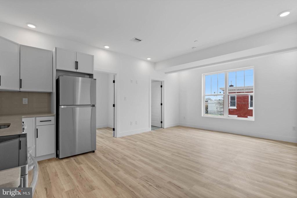 809 Diamond St in Philadelphia, PA - Building Photo