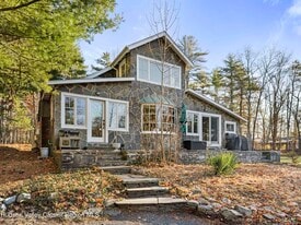 20 Sherman Rd in Woodstock, NY - Building Photo