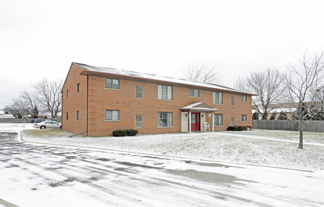 25119 Little Mack Ave in St. Clair Shores, MI - Building Photo - Building Photo