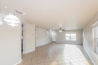 519 Terra Cotta in San Antonio, TX - Building Photo - Building Photo