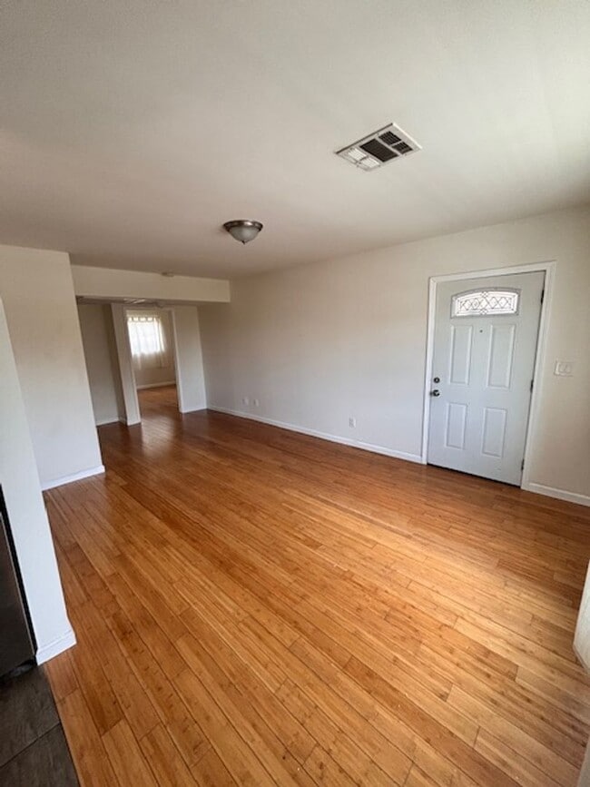 1828-1828 Montrose St in Los Angeles, CA - Building Photo - Building Photo