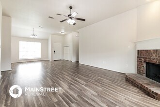 824 Matthew Ln in Royse City, TX - Foto de edificio - Building Photo