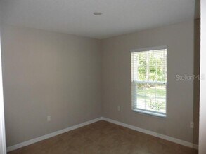 18 Regent Ln in Palm Coast, FL - Building Photo - Building Photo