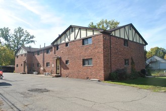 Elbamar Apartments in Grosse Ile, MI - Building Photo - Building Photo