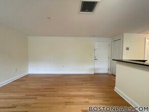 21 Wendell St, Unit A in Cambridge, MA - Foto de edificio - Building Photo