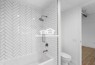 290 Market St in Minneapolis, MN - Building Photo - Building Photo