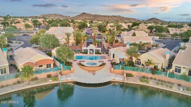 property at 1138 E Amberwood Dr