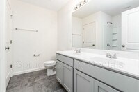 5108 Apsley Dr photo'