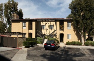 Bella Tierra in Laguna Hills, CA - Building Photo