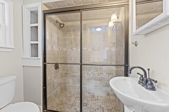 2040 Austin Ave in Lincoln Park, MI - Building Photo - Building Photo