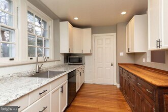 6610 Wissahickon Ave in Philadelphia, PA - Building Photo - Building Photo