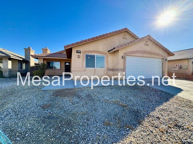 10471 Claudia St in Adelanto, CA - Building Photo - Building Photo