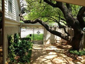 3829 Northwest Pkwy in Dallas, TX - Building Photo - Building Photo