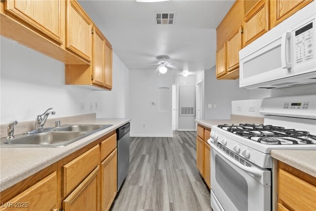 property at 4730 E Craig Rd