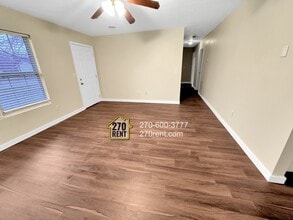 403 E 7th St in Hardinsburg, KY - Building Photo - Building Photo