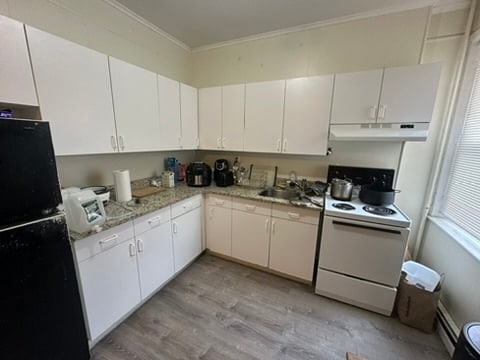 185 Winthrop Rd in Brookline, MA - Building Photo