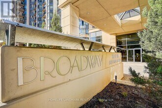 155 Beecroft Rd in Toronto, ON - Building Photo - Building Photo