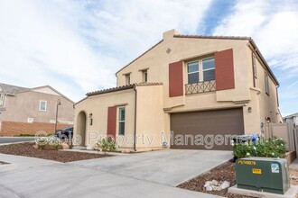 28358 Floret Ln in Santa Clarita, CA - Building Photo - Building Photo