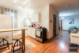 2250 First Avenue in New York, NY - Building Photo