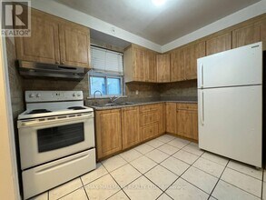 237 Pannahill Rd in Toronto, ON - Building Photo - Building Photo