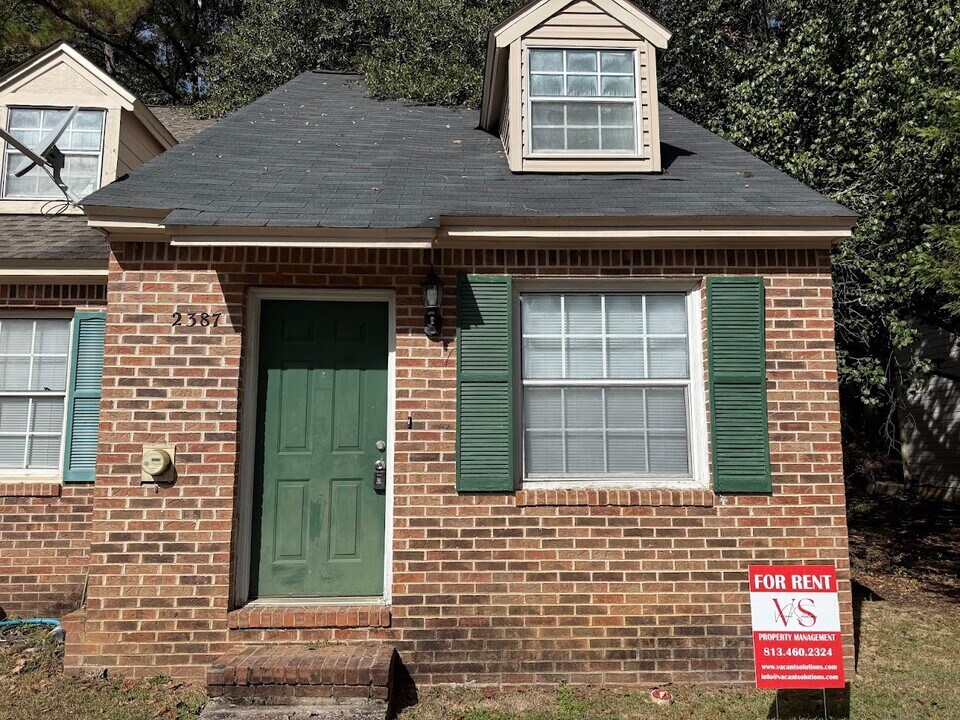 2387 Parrot Ln in Tallahassee, FL - Building Photo