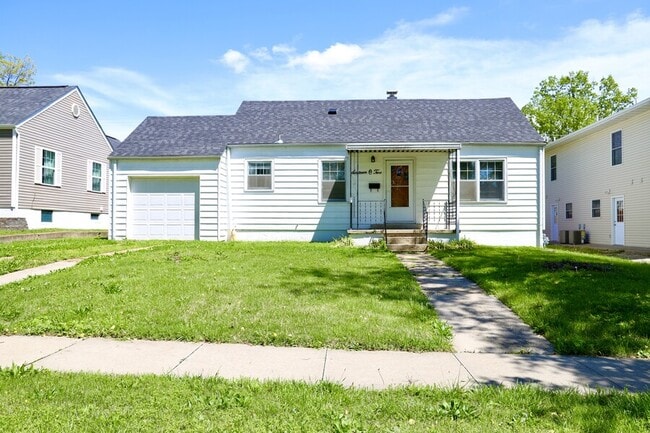 property at 1602 N Olive St