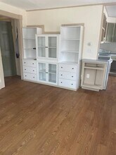 14 Exeter Rd in Newmarket, NH - Building Photo - Building Photo