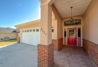 3327 Dartmouth Dr in Tallahassee, FL - Building Photo - Building Photo