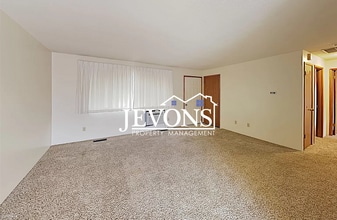 404 S 81st Ave in Yakima, WA - Building Photo - Building Photo