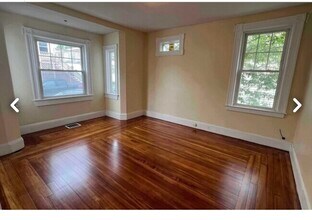 15 Avon St, Unit 1 in Revere, MA - Foto de edificio - Building Photo