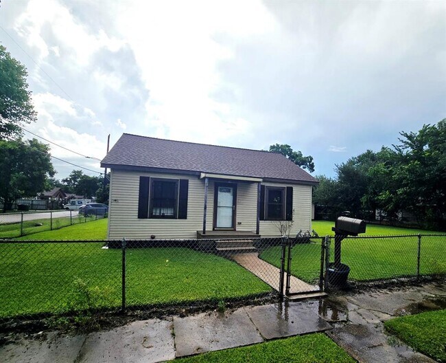 210 Rouse St in Houston, TX - Building Photo - Building Photo