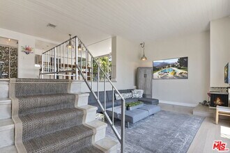 657 Mildred Ave in Los Angeles, CA - Building Photo - Building Photo