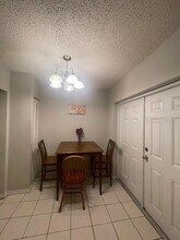 10608 N 52nd St in Tampa, FL - Building Photo - Building Photo