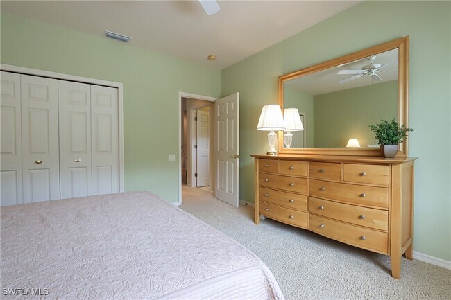 5815 Persimmon Way in Naples, FL - Building Photo - Building Photo