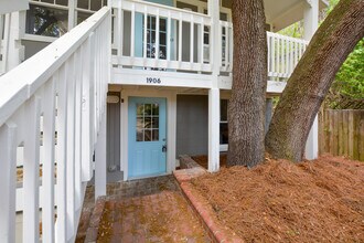 1906 Delmar St-Unit -B in Charleston, SC - Building Photo - Building Photo