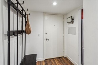 3650 Ashford Dunwoody Rd NE in Atlanta, GA - Building Photo - Building Photo