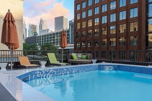 Dock Street Flats in Minneapolis, MN - Building Photo