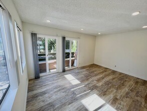 3722 S Canfield Ave, Unit 101 in Los Angeles, CA - Building Photo - Building Photo